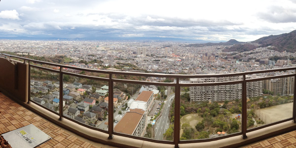 「ラ・ビスタ宝塚レフィナス2番館」13階からの眺望